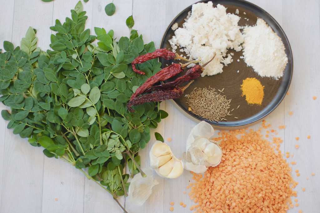 ingredients to make morinda dal 